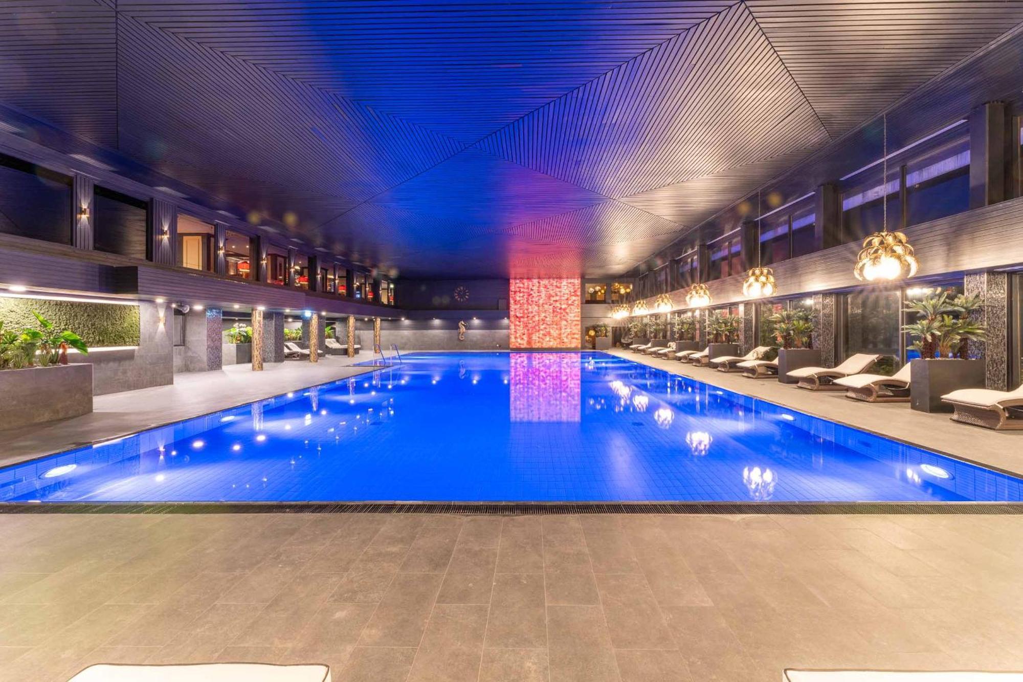 Plaza Premium טימנדורפר שטרנד מראה חיצוני תמונה